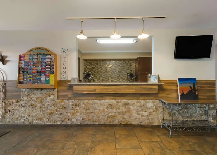 Hotel Surestay By Western Camp *